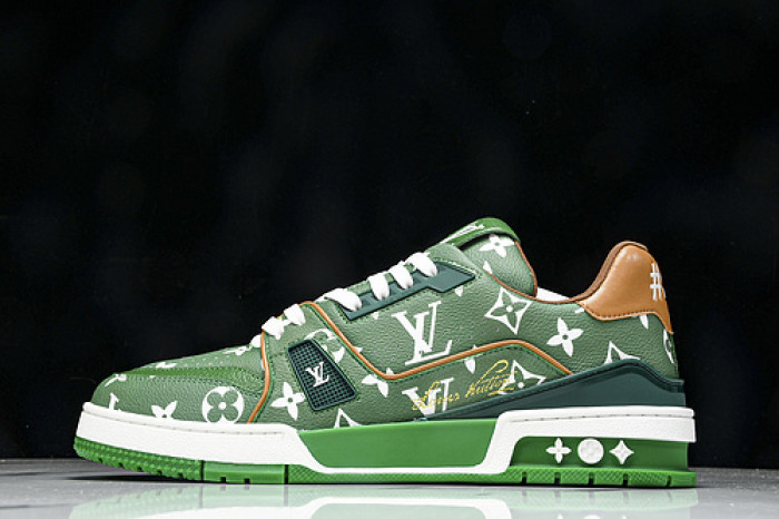 L&V SNEAKERS
