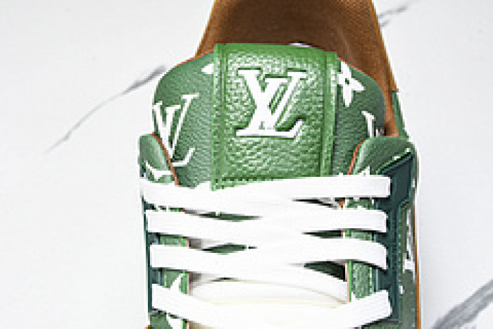 L&V SNEAKERS