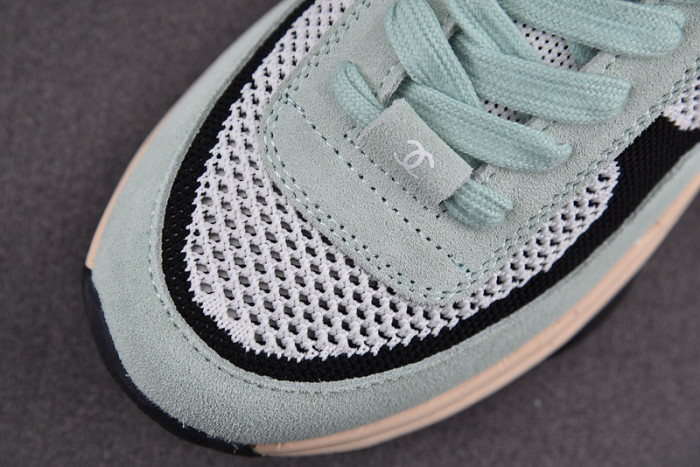CHANEEL sneaker