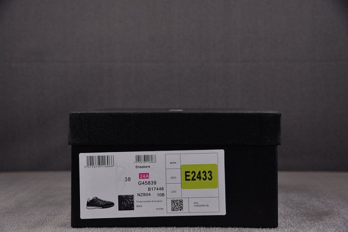CHANEEL sneaker