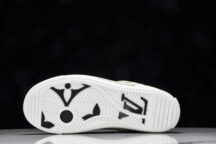 L&V SNEAKERS
