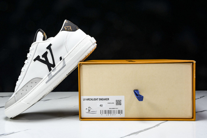 L&V SNEAKERS