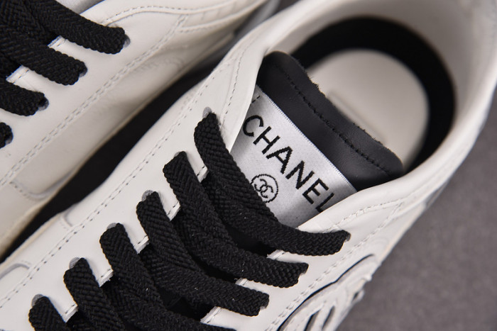 CHANEEL sneaker