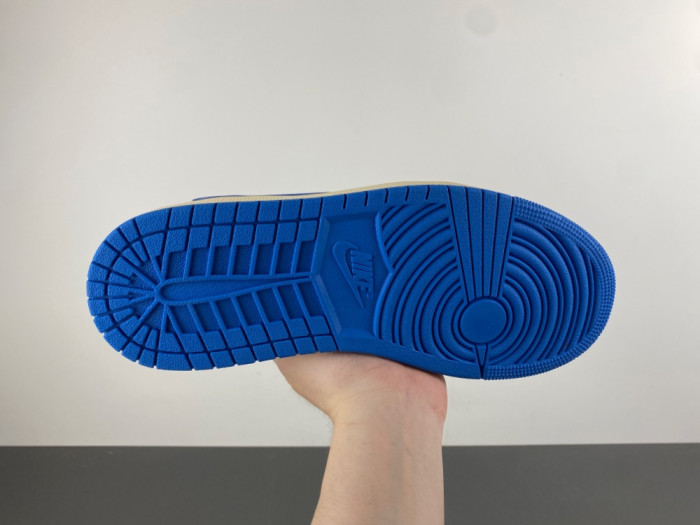 Fragment Design x Travis Scott Air Jordan 1 Low OG SP DM7866-104