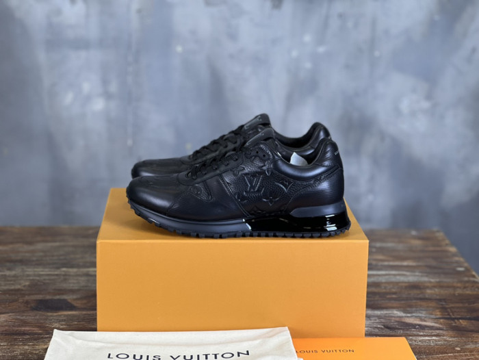 L&V SNEAKERS