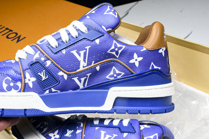 L&V SNEAKERS