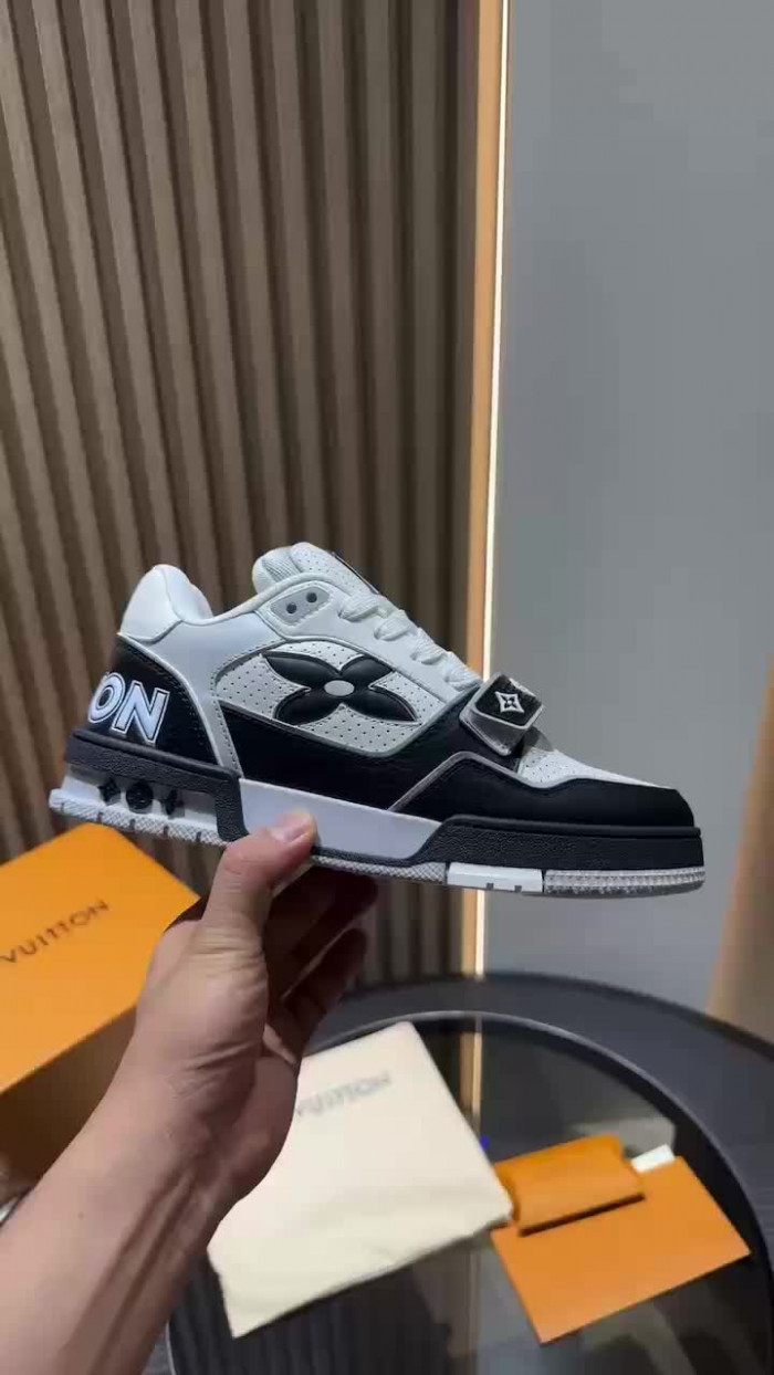 L&V SNEAKERS