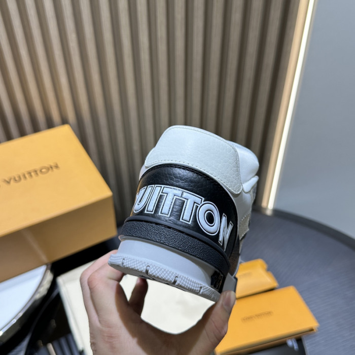 L&V SNEAKERS