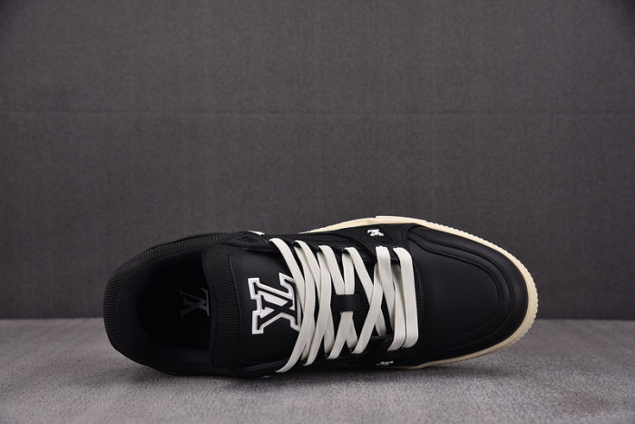 L&V SNEAKERS