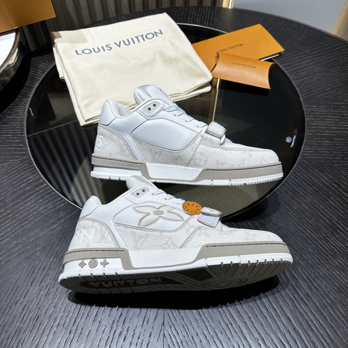 L&V SNEAKERS