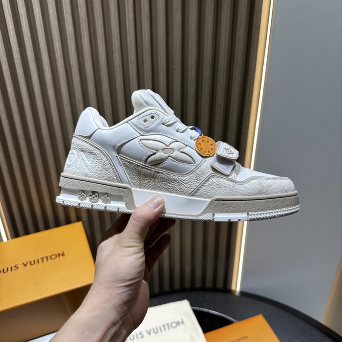 L&V SNEAKERS