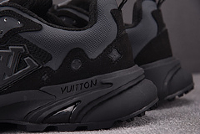 L&V SNEAKERS