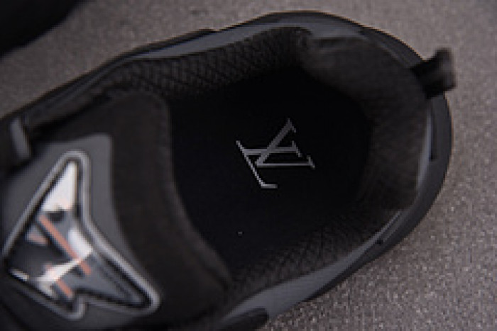 L&V SNEAKERS