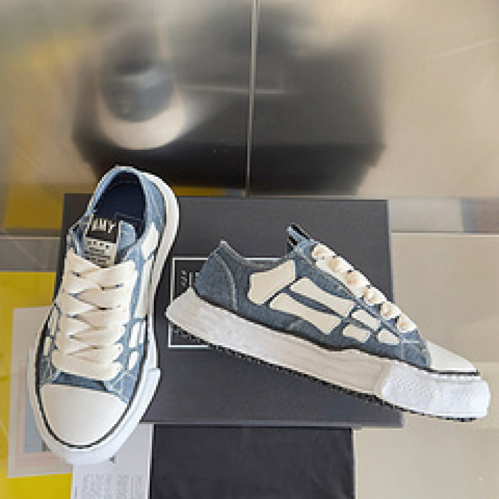 AM1R1 SNEAKERS