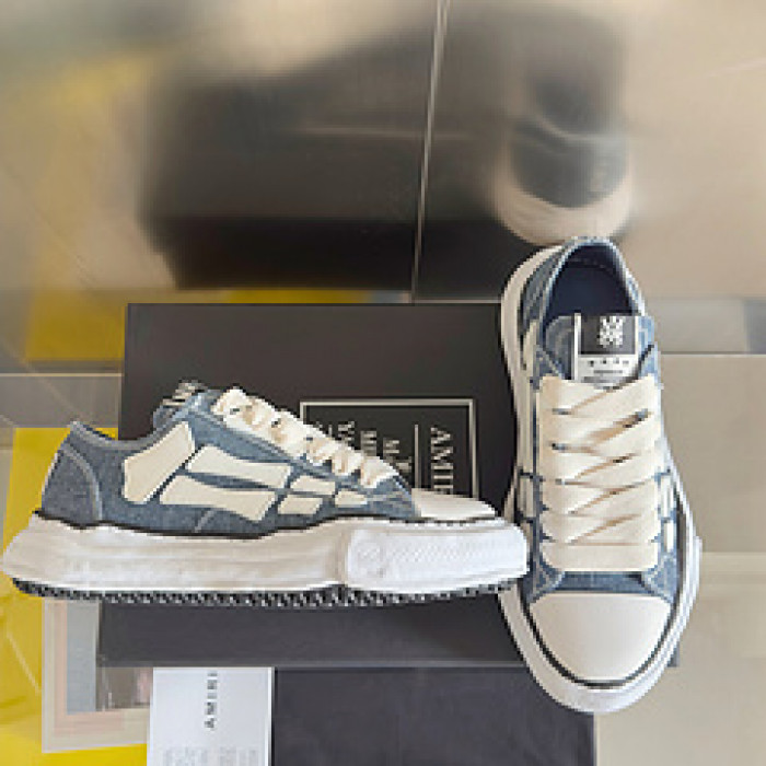 AM1R1 SNEAKERS