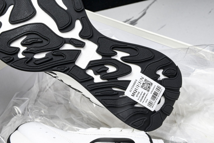 Alexander McQueen sneaker