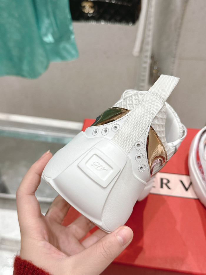 RV sneaker