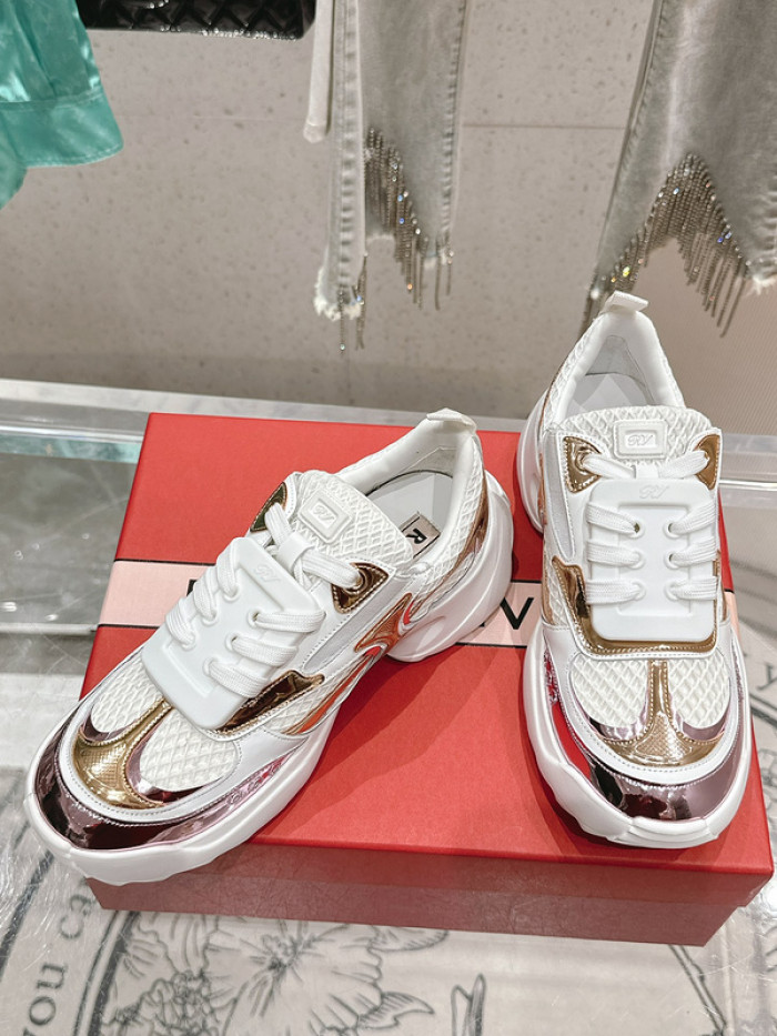 RV sneaker