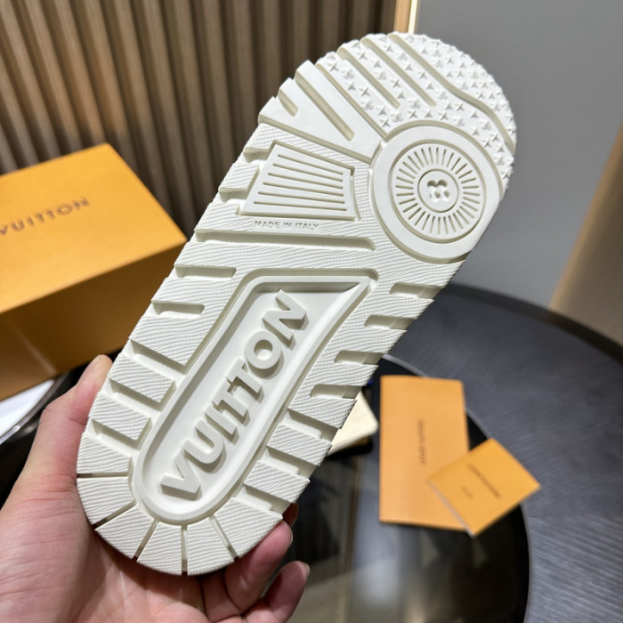 L&V SNEAKERS