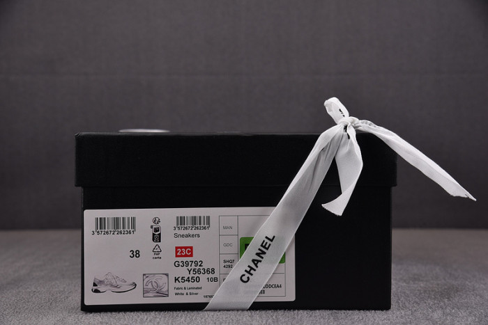 CHANEEL sneaker