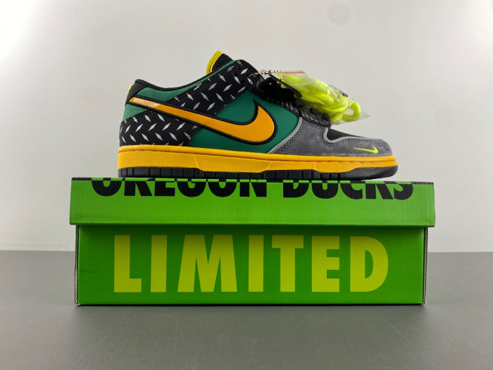 Nike Dunk Low “What The Ducks Of A Feather”