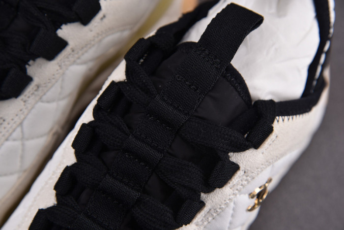 CHANEEL sneaker