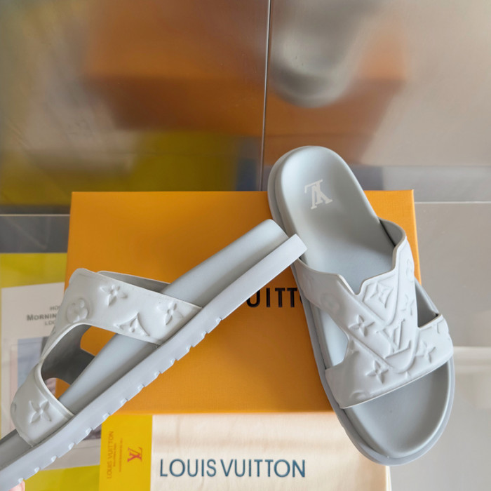L&V SLIPPERS