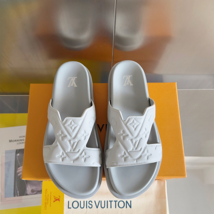 L&V SLIPPERS