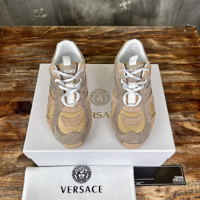 VER DESIGNER SNEAKERS