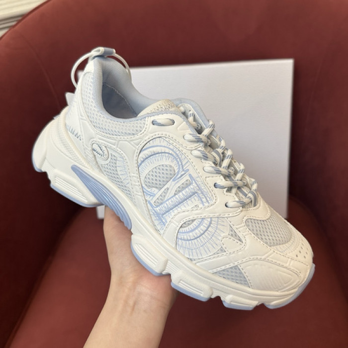 D designer sneaker