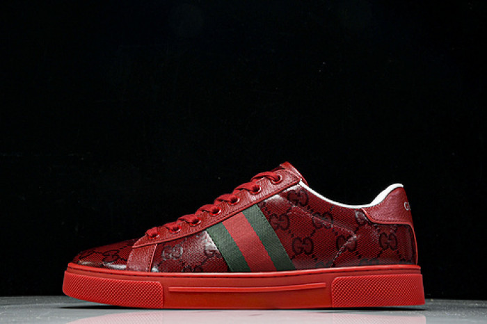G*u*i sneaker