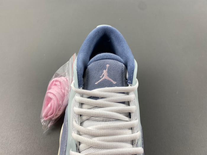 Air Jordan 4 RM “Prism Pink” FQ7939-101