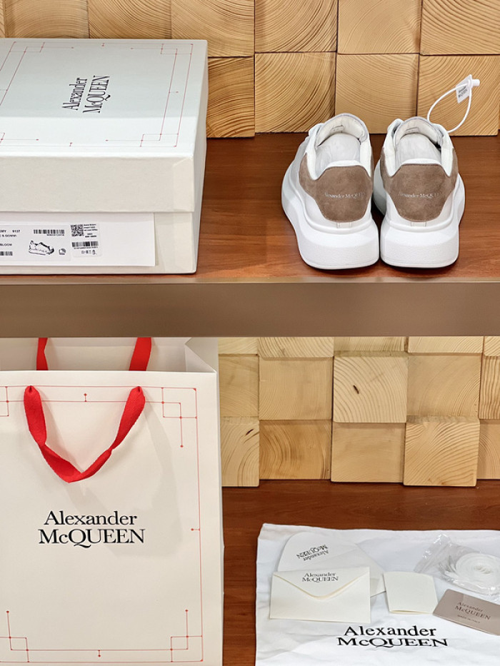 Alexander McQueen sneaker