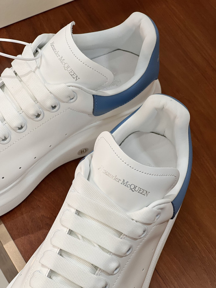 Alexander McQueen sneaker