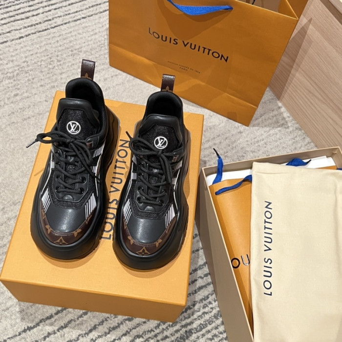 L&VT BOOTS