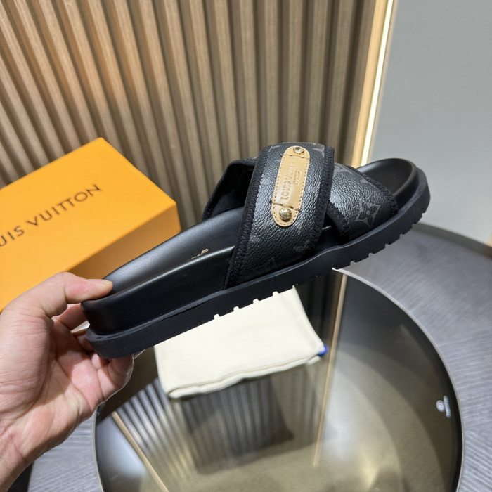 L&V SLIPPERS