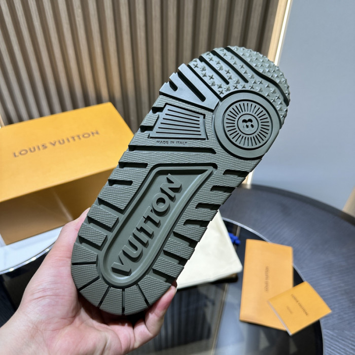 L&V SNEAKERS
