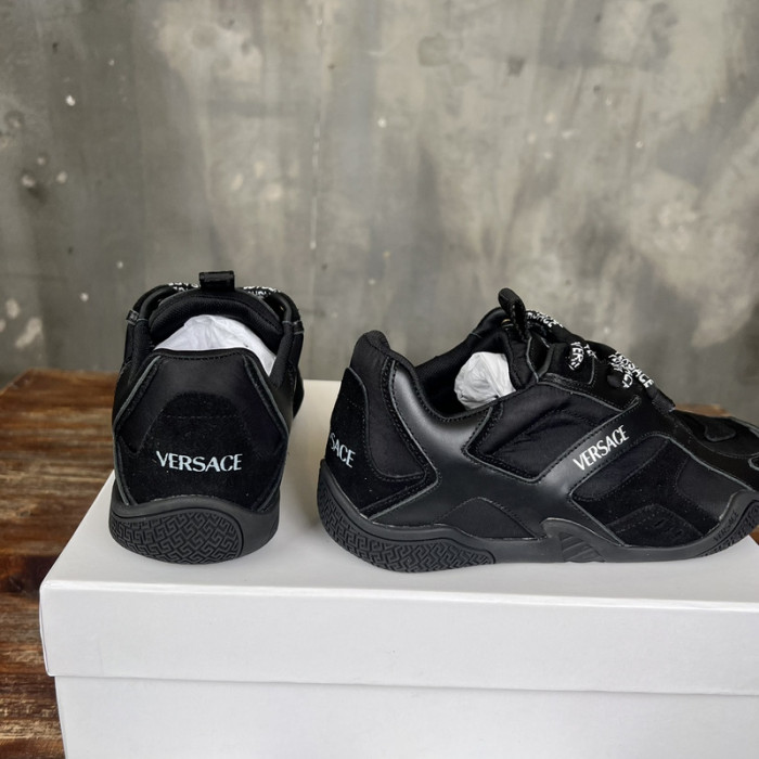 VER DESIGNER SNEAKERS