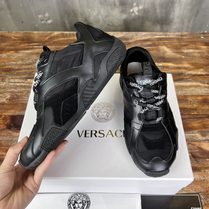 VER DESIGNER SNEAKERS