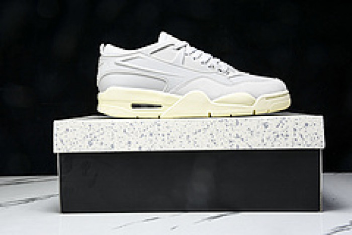 Air Jordan 4 RM FQ7940 001