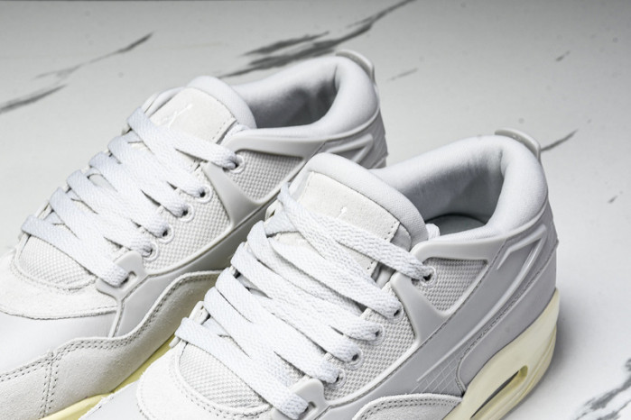 Air Jordan 4 RM FQ7940 001