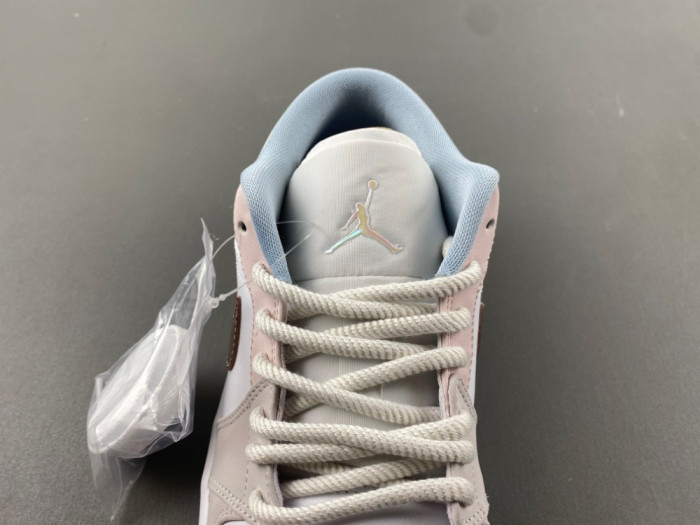 Air Jordan 1 Low LB8859-101