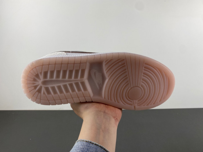 Air Jordan 1 Low LB8859-101