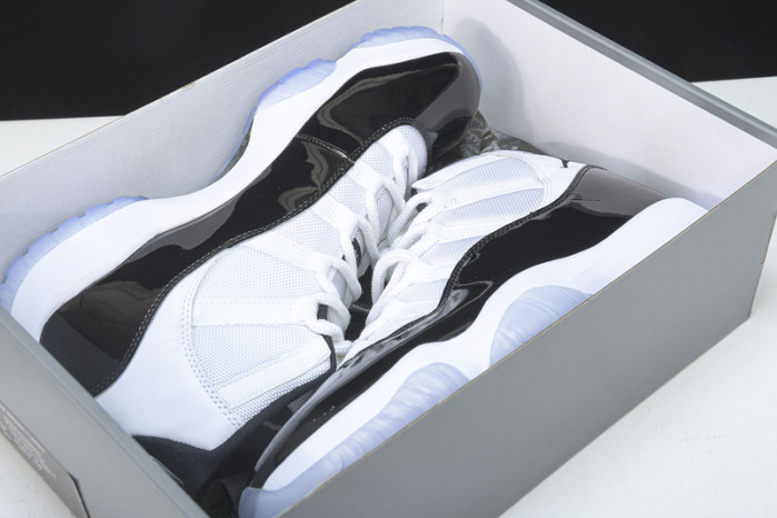 Jordan 11 Retro Concord (2018) 378037-100
