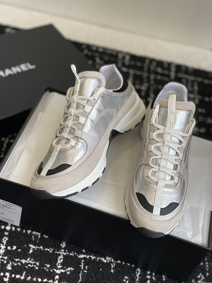 CHANEEL sneaker