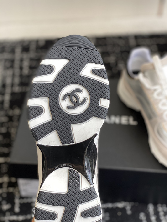 CHANEEL sneaker
