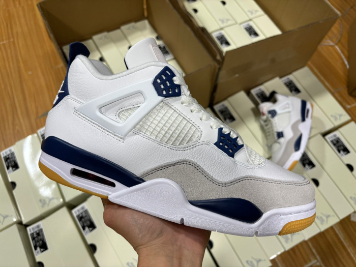 Nike SB x Air Jordan 4 “Navy” DR5415-100