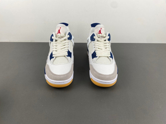 Nike SB x Air Jordan 4 “Navy” DR5415-100