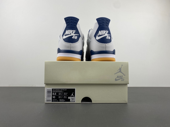 Nike SB x Air Jordan 4 “Navy” DR5415-100