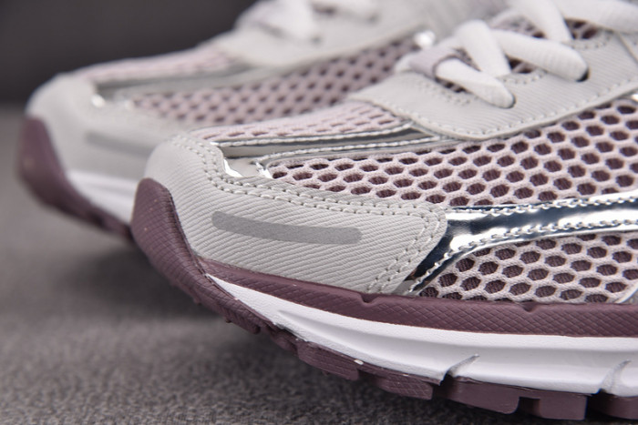 NK Zoom Vomero 5 Metallic Silver Platinum Violet HV6417-001